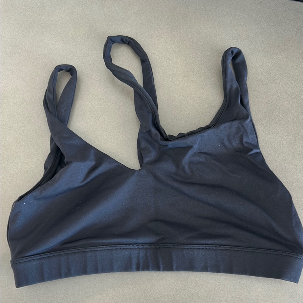 Alo Women's Black Sports Bra